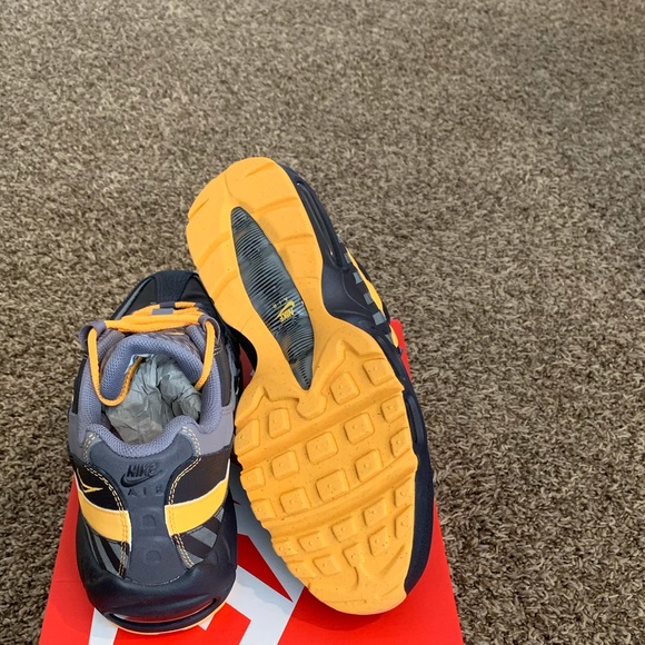 New Nike Air Max 95 - Picture 4 of 4